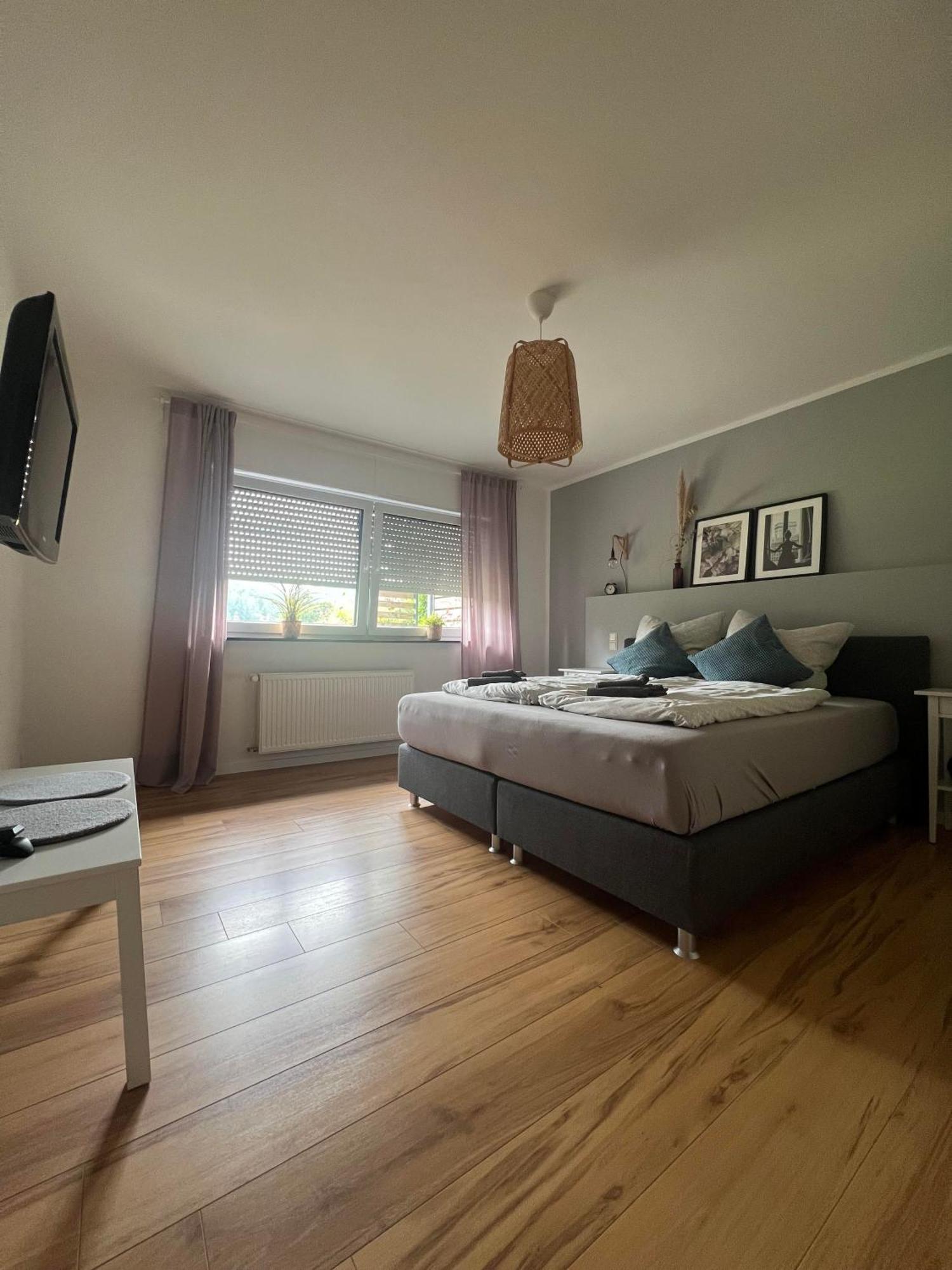 Moderne Familienfreundliche Wohnung Am Waldrand Von Pruem Mit Terrasse מראה חיצוני תמונה